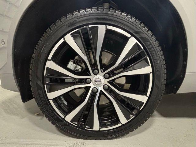 used 2023 Volvo XC60 car, priced at $38,395