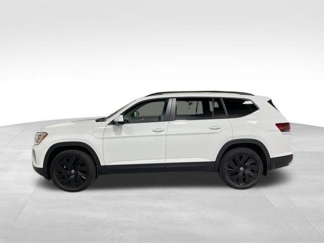 used 2025 Volkswagen Atlas car, priced at $42,586