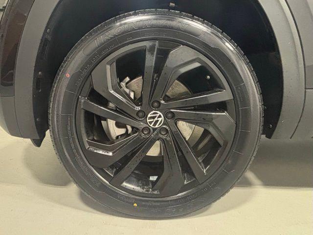 used 2022 Volkswagen Atlas car, priced at $29,994