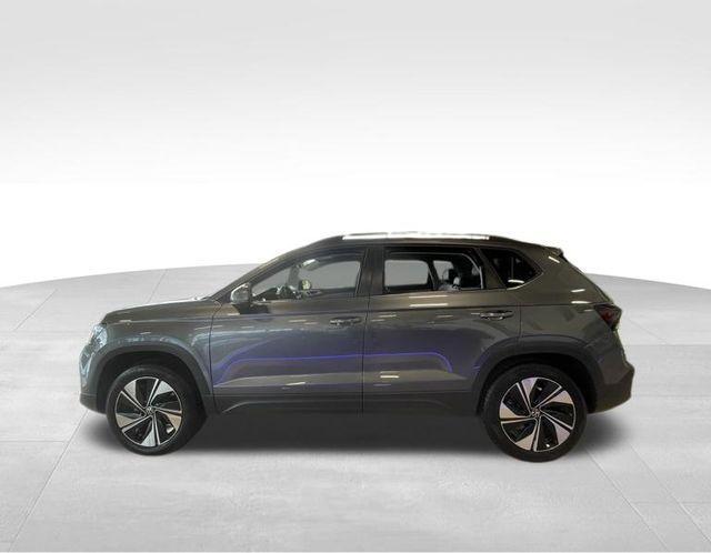 used 2025 Volkswagen Taos car, priced at $28,556
