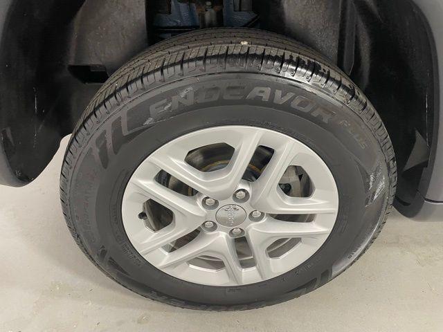 used 2018 Jeep Compass car, priced at $13,992