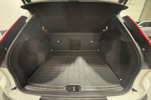 used 2022 Volvo XC40 car, priced at $27,691