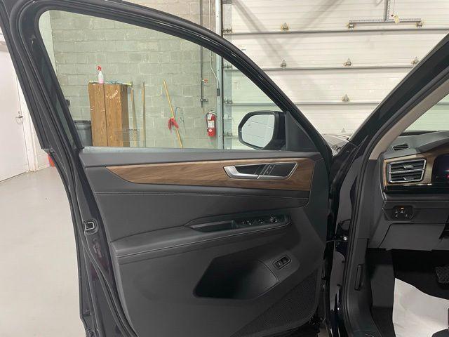 used 2025 Volkswagen Atlas car, priced at $42,226