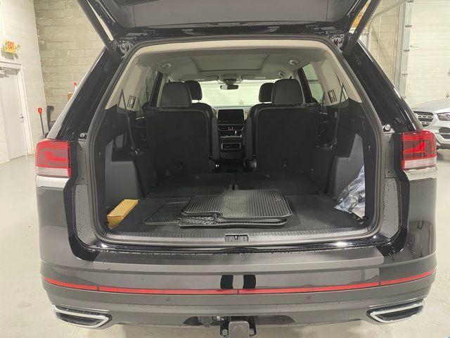used 2025 Volkswagen Atlas car, priced at $42,226