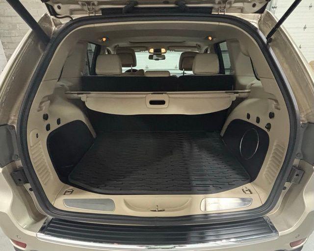 used 2014 Jeep Grand Cherokee car, priced at $11,591
