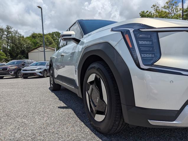 new 2026 Kia EV9 car, priced at $55,775