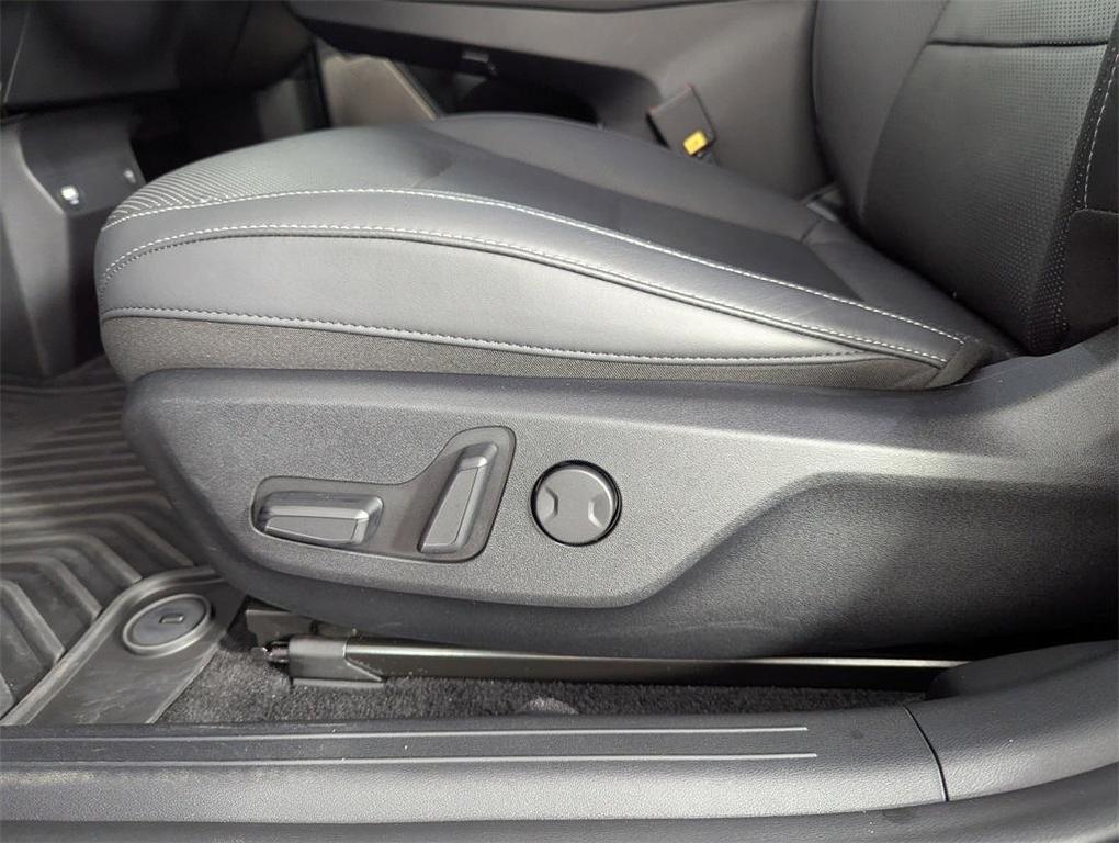 used 2023 Kia EV6 car, priced at $24,865
