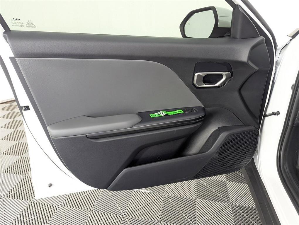 new 2025 Kia K4 car, priced at $24,128