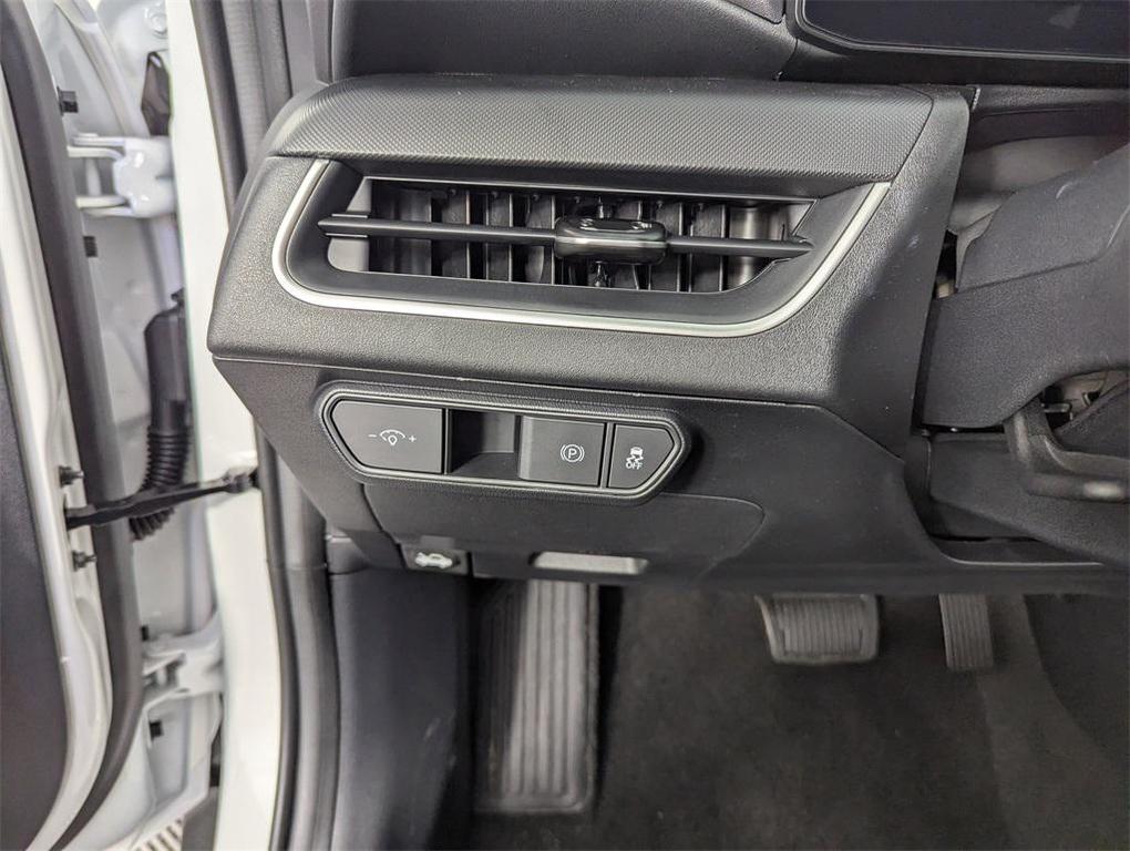 new 2025 Kia K4 car, priced at $24,128