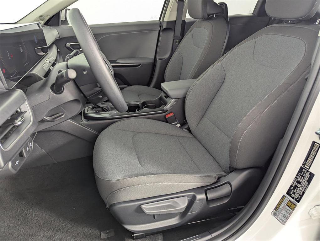 new 2025 Kia K4 car, priced at $24,128