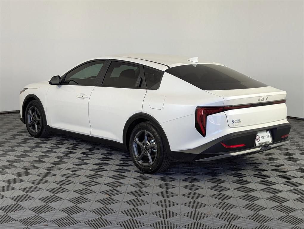 new 2025 Kia K4 car, priced at $24,128