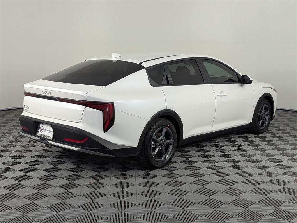 new 2025 Kia K4 car, priced at $24,128