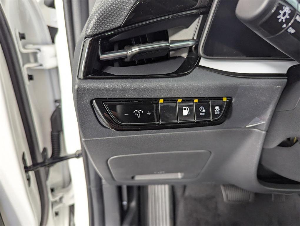new 2025 Kia Niro Plug-In Hybrid car, priced at $31,566