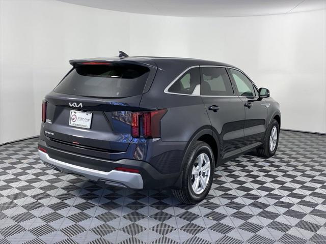 new 2025 Kia Sorento car, priced at $33,815