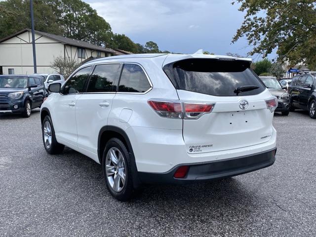 used 2015 Toyota Highlander car, priced at $17,604