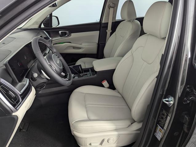 new 2025 Kia Sorento Hybrid car, priced at $40,520
