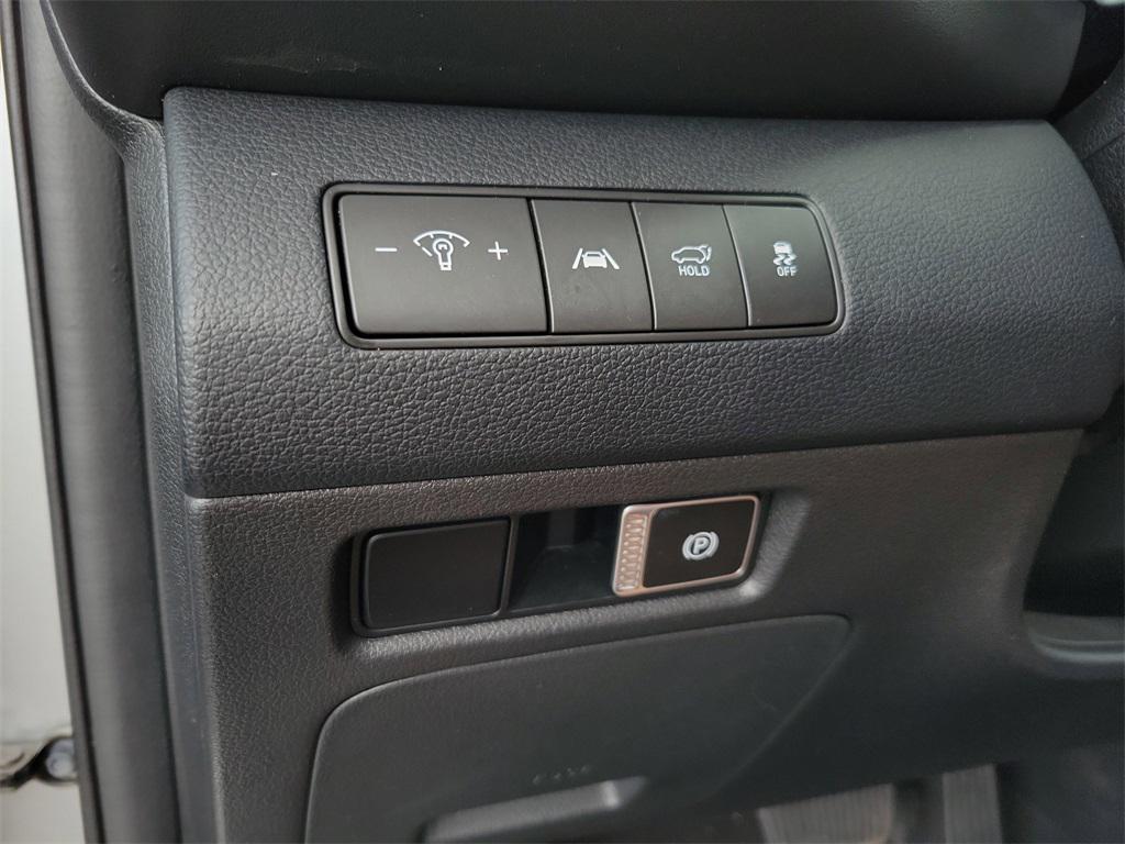 used 2023 Hyundai Santa Fe car, priced at $22,900