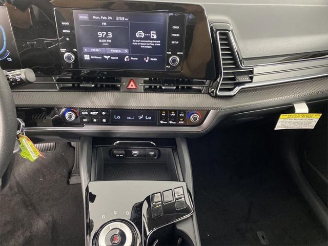 new 2025 Kia Sportage Hybrid car, priced at $31,390