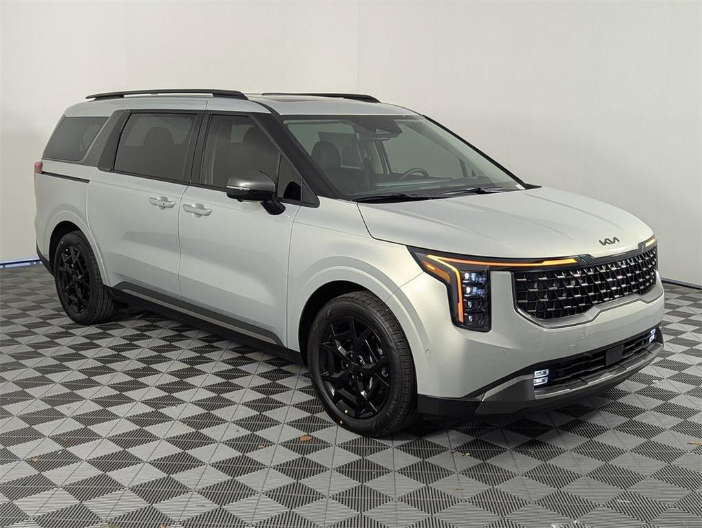 new 2026 Kia Carnival Hybrid car, priced at $53,785