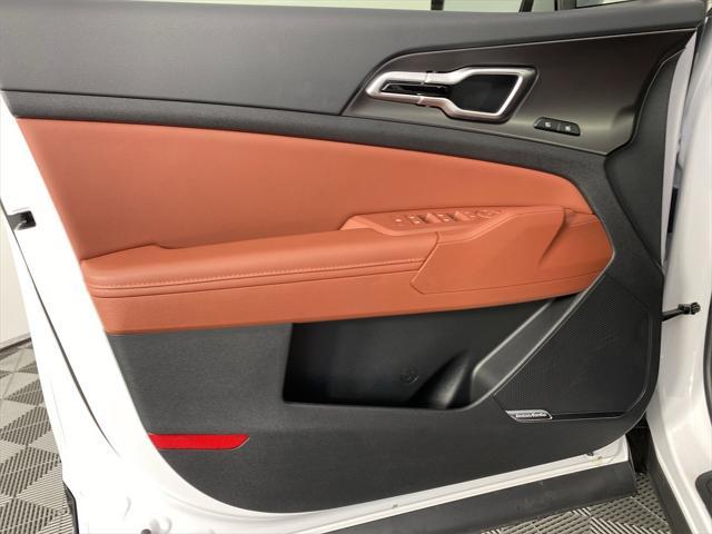 new 2026 Kia Sportage car, priced at $39,680