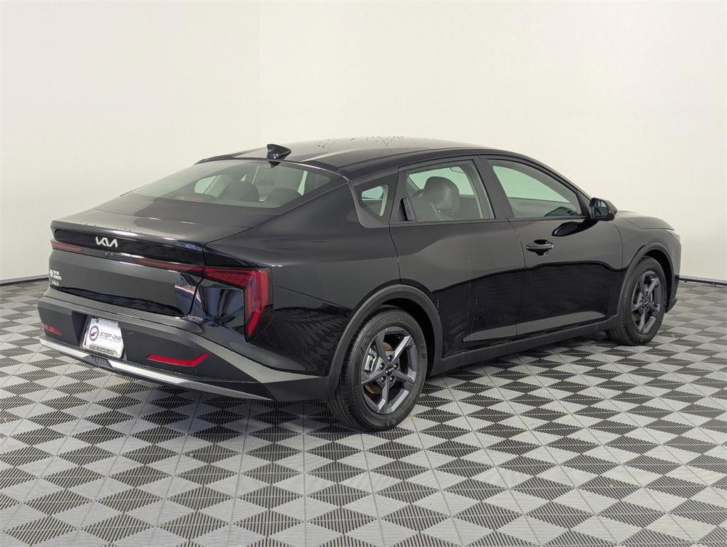 new 2025 Kia K4 car, priced at $23,853