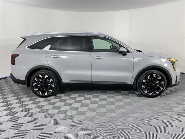 new 2025 Kia Sorento car, priced at $44,010