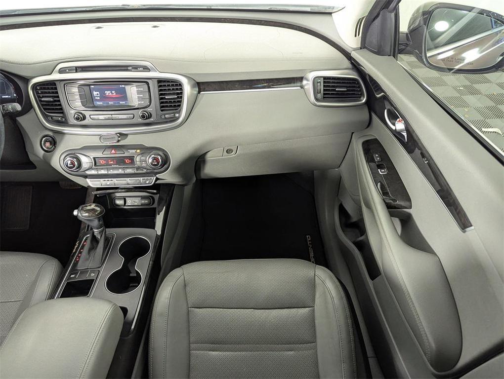 used 2016 Kia Sorento car, priced at $7,956