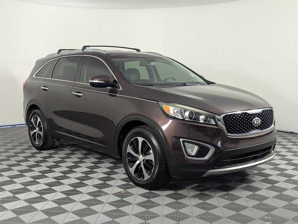 used 2016 Kia Sorento car, priced at $7,956