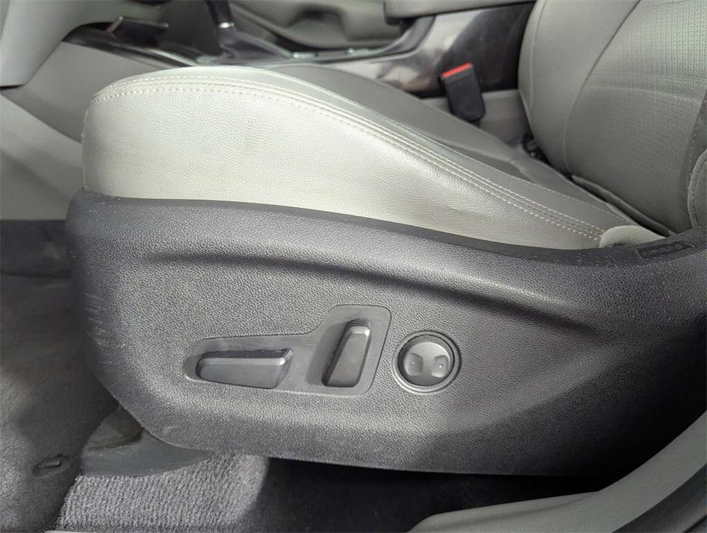 used 2016 Kia Sorento car, priced at $7,956