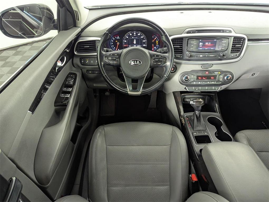 used 2016 Kia Sorento car, priced at $7,956