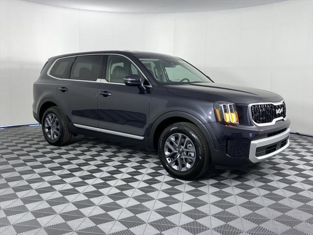 new 2025 Kia Telluride car, priced at $38,235