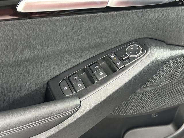 new 2025 Kia Seltos car, priced at $26,880