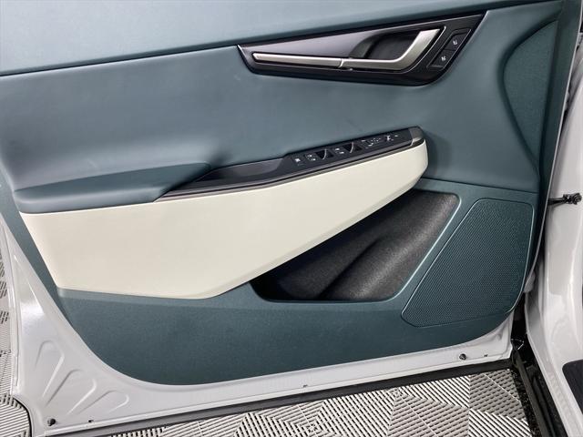 new 2025 Kia EV6 car, priced at $49,175