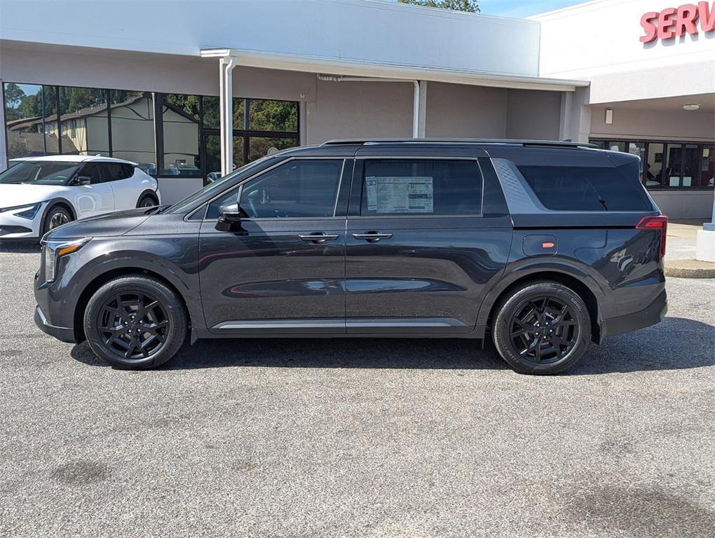 new 2026 Kia Carnival Hybrid car, priced at $49,925