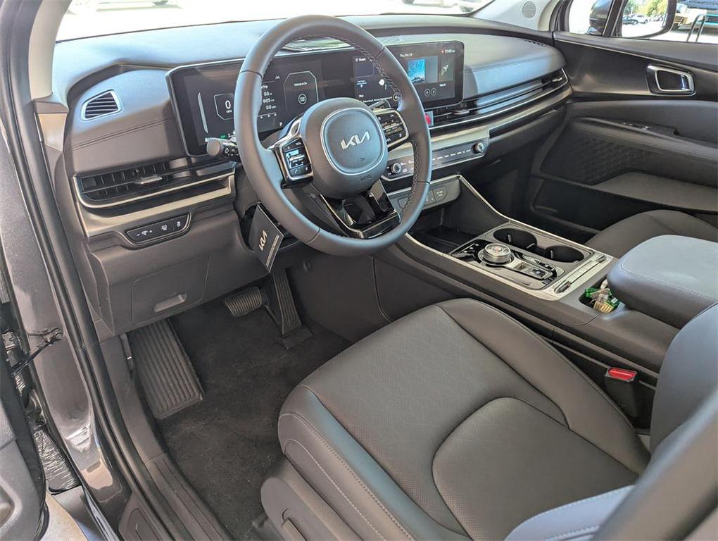 new 2026 Kia Carnival Hybrid car, priced at $49,925