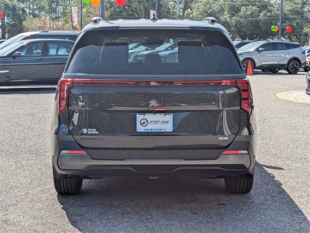 new 2026 Kia Carnival Hybrid car, priced at $49,925