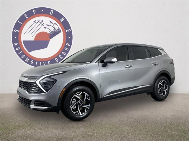 new 2025 Kia Sportage car, priced at $30,760