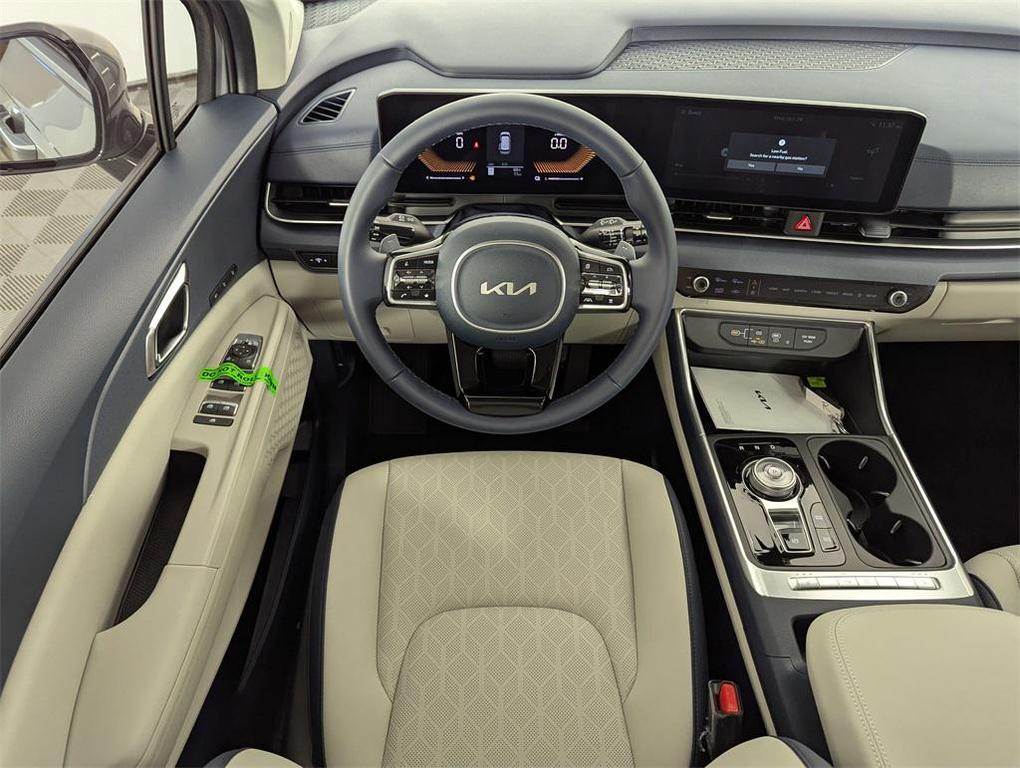 new 2026 Kia Carnival Hybrid car, priced at $45,020
