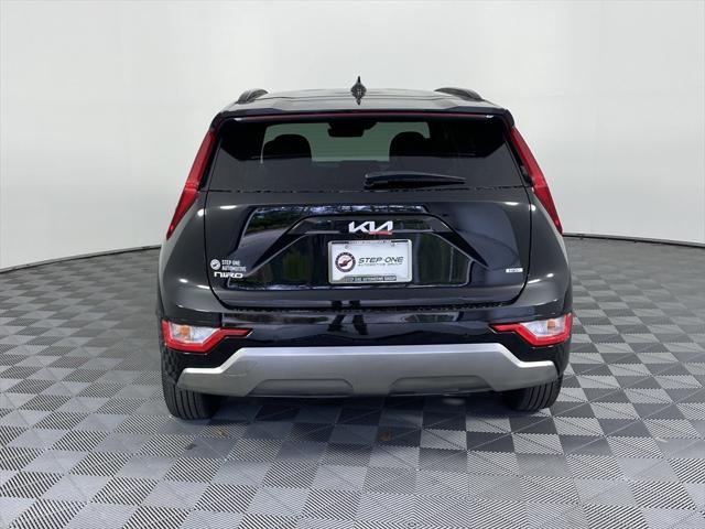 new 2025 Kia Niro car, priced at $35,305