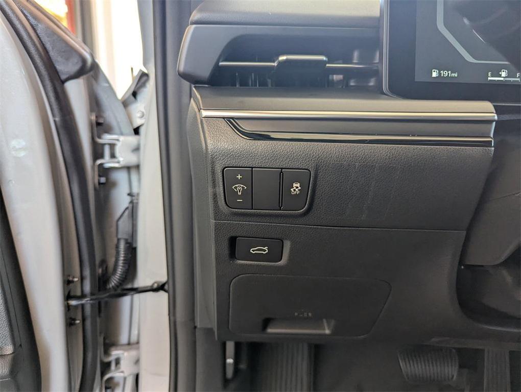 new 2026 Kia K5 car, priced at $39,150