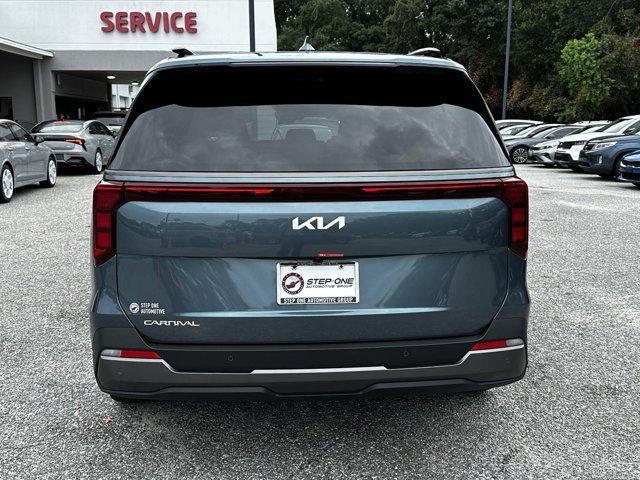 new 2025 Kia Carnival car, priced at $51,880