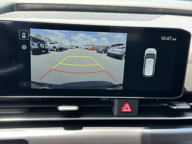 new 2025 Kia Carnival car, priced at $40,650