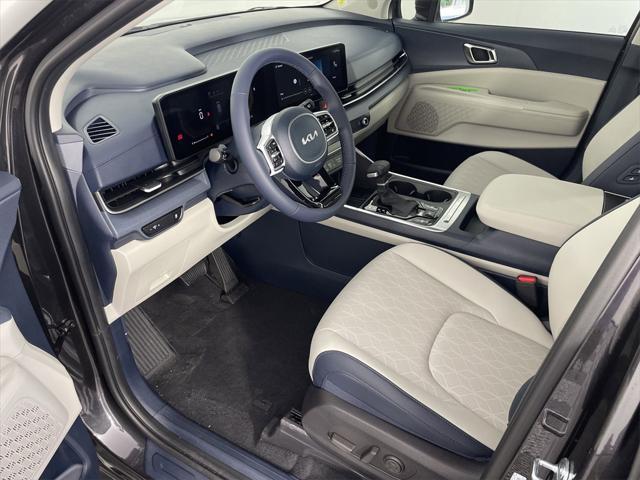 new 2025 Kia Carnival car, priced at $42,575
