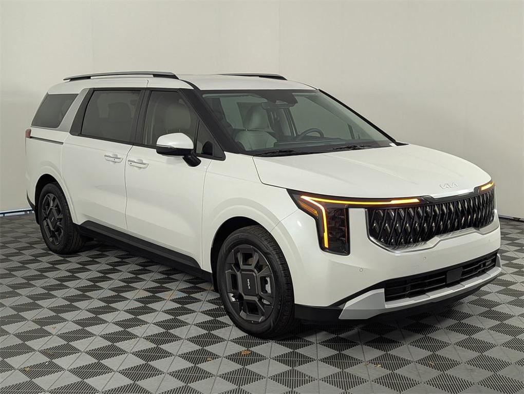 new 2026 Kia Carnival Hybrid car, priced at $45,020