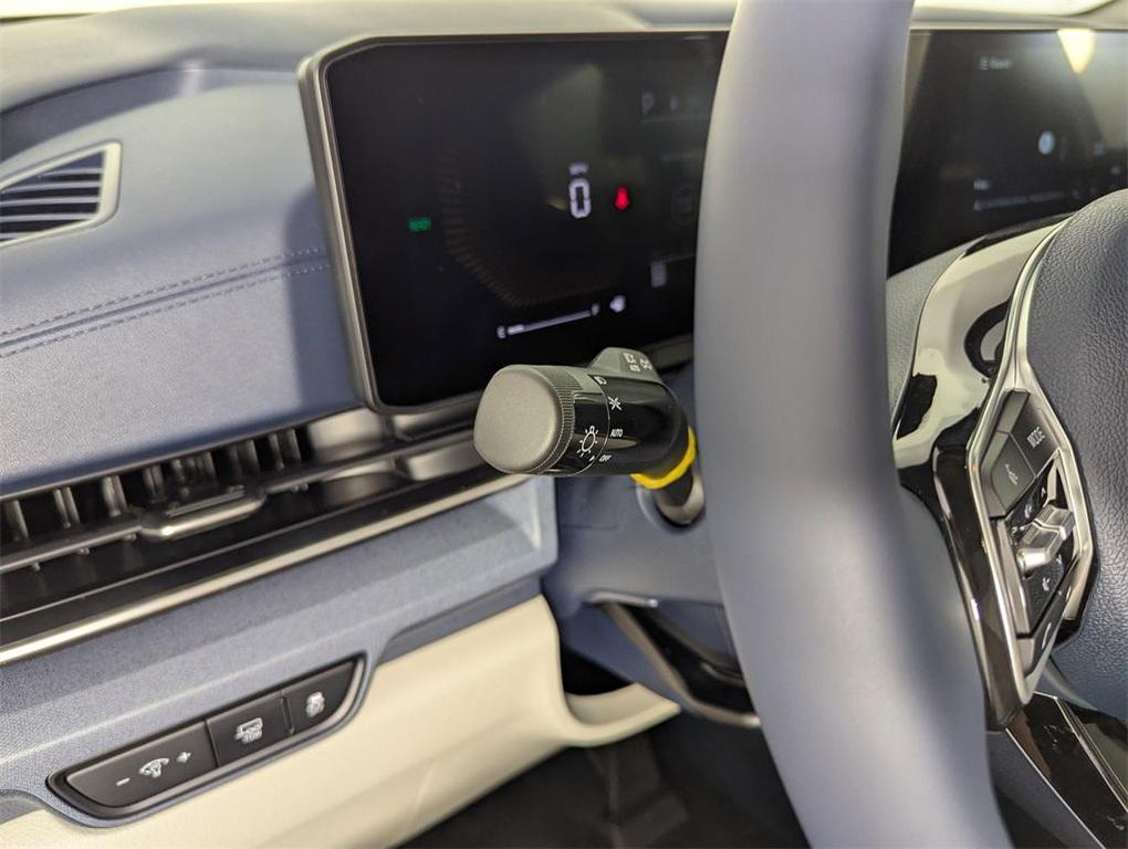 new 2026 Kia Carnival Hybrid car, priced at $45,020