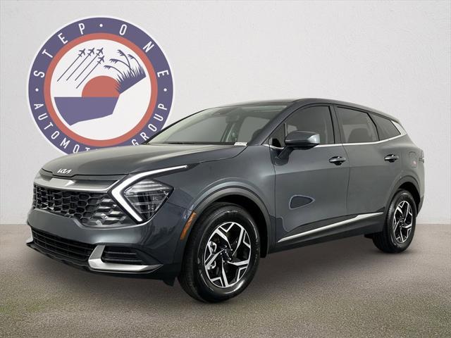 new 2025 Kia Sportage car, priced at $29,555