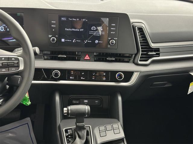 new 2025 Kia Sportage car, priced at $29,555