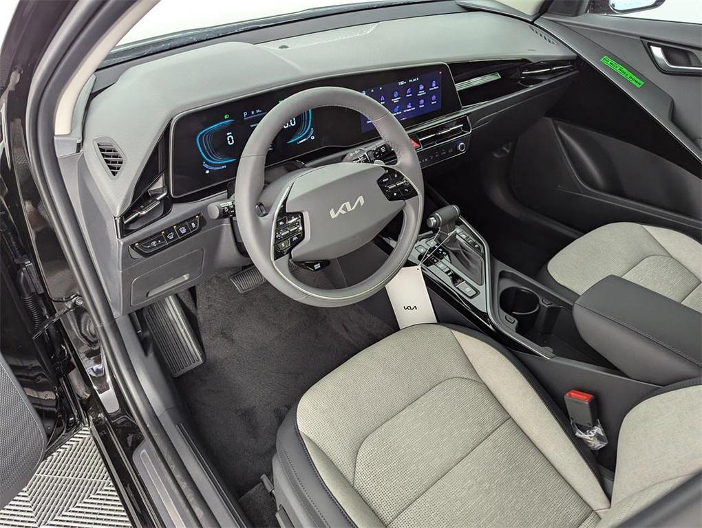 new 2025 Kia Niro car, priced at $30,343