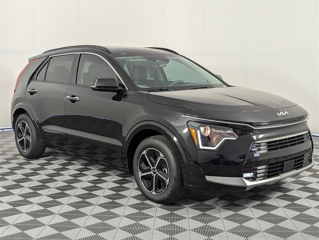 new 2025 Kia Niro car, priced at $30,343