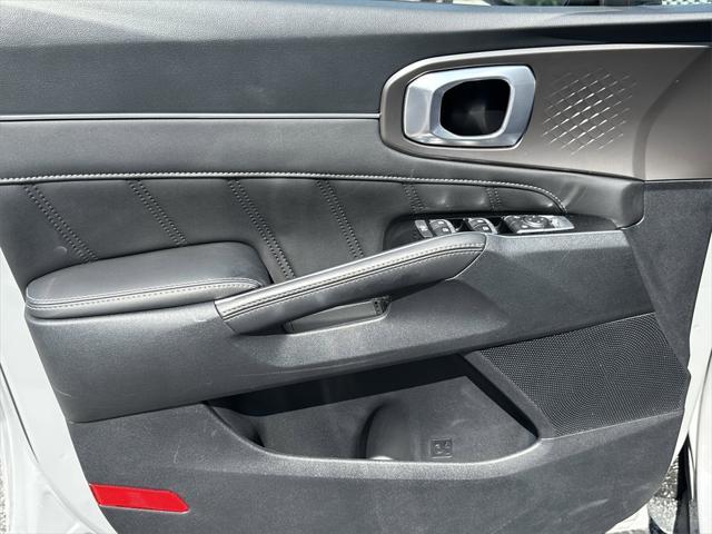 new 2024 Kia Sorento car, priced at $39,407